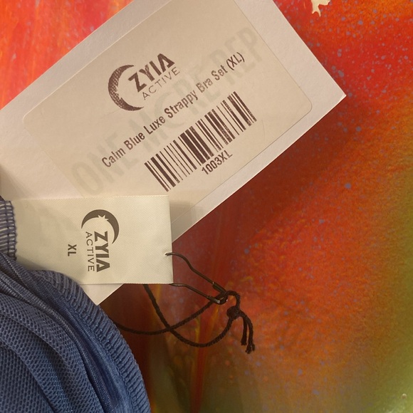 ZYIA ACTIVE Calm Blue Luxe Strappy Sports Bra Active Workout Top NWT - Picture 11 of 12